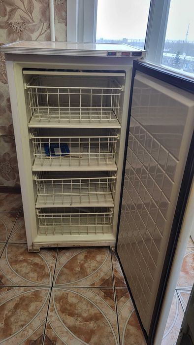 Морозильная камера старая