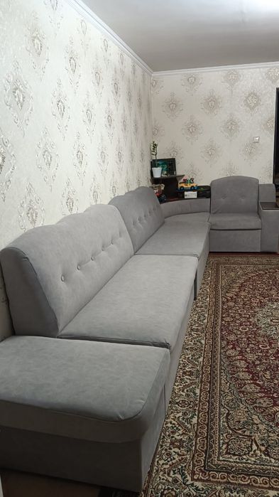 Срочно продам диван