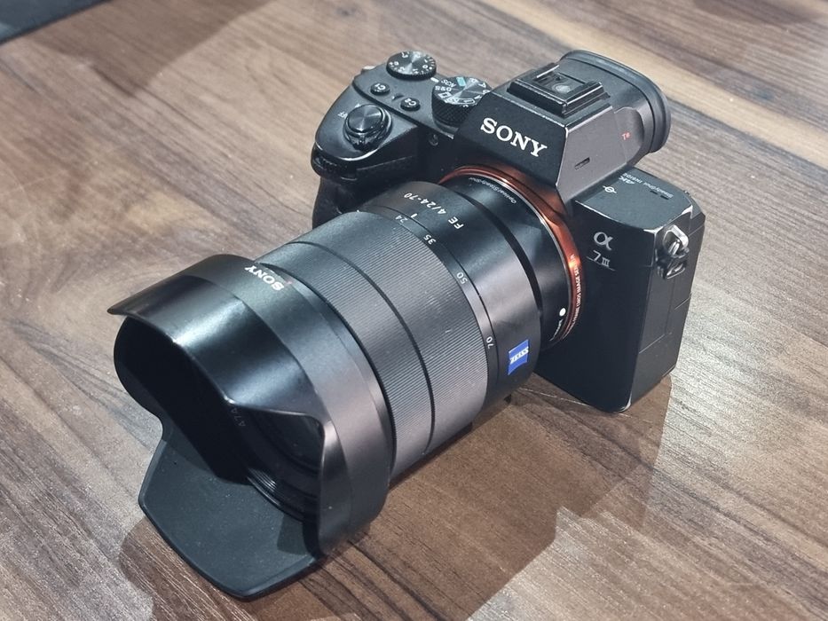 Sony a7 III +24-70 f4