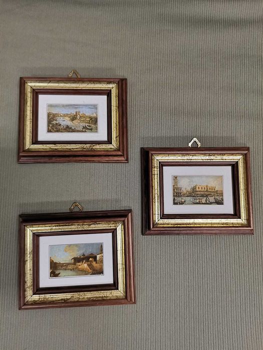 Тройка картини с рамки