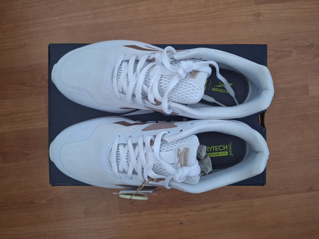 маратонки Reebok runner, номер 39
