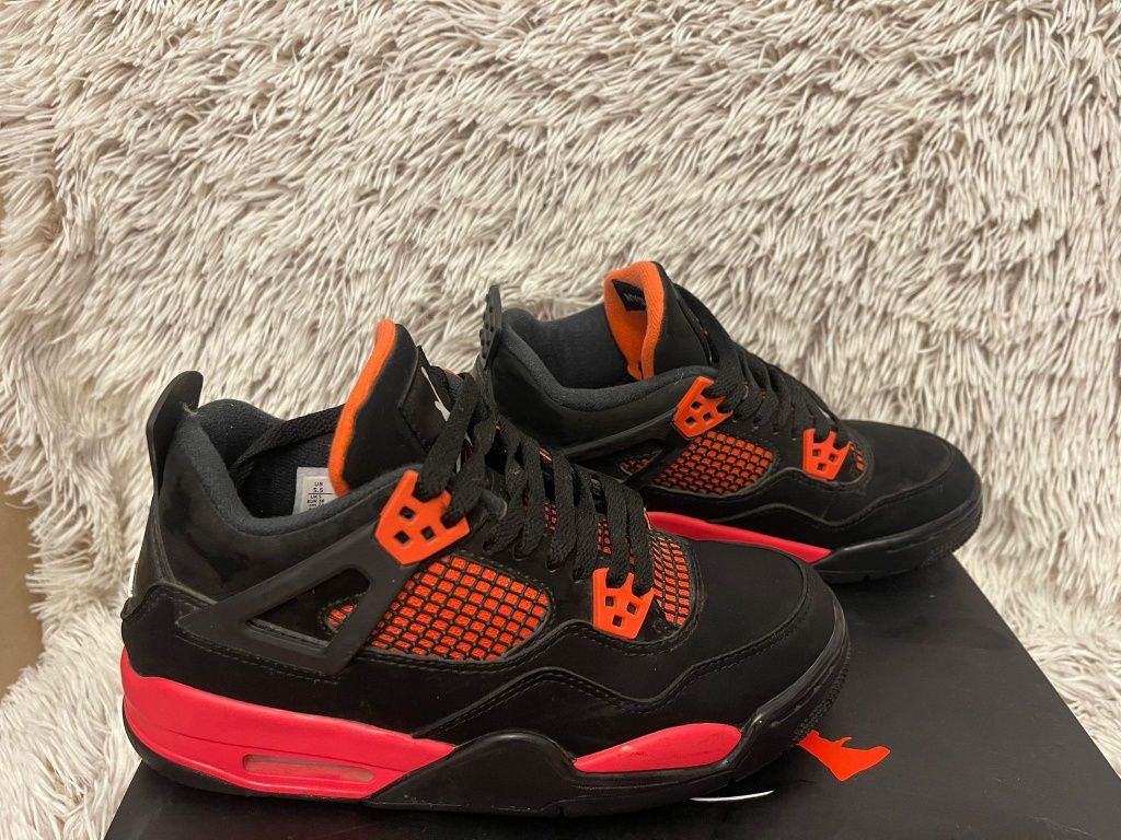 Adidași Jordan 4 Retro Red Thunder