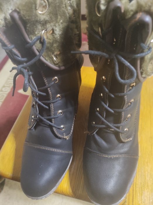 Ботинки зимние размер41