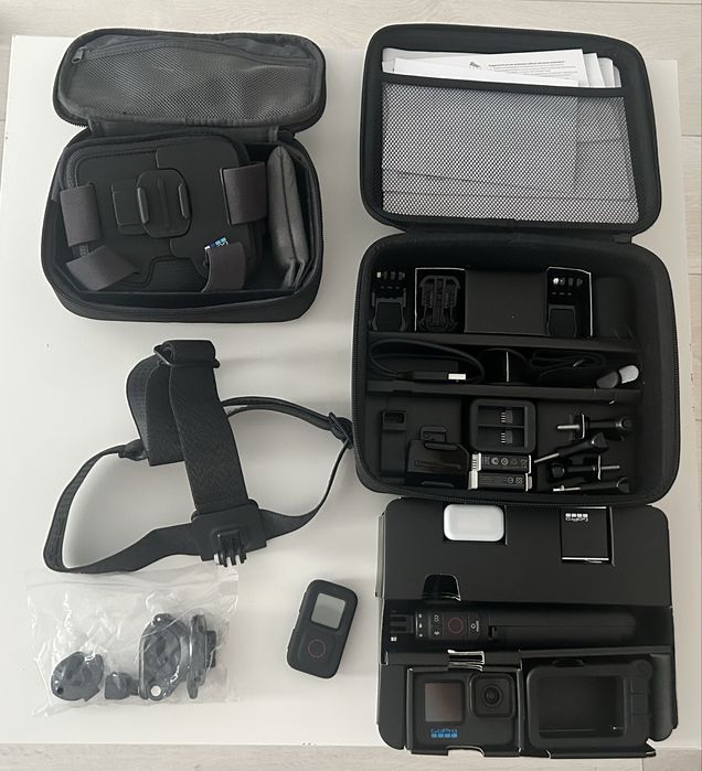 GoPro Hero 11 BLACK Creator Edition + multe accesorii originale