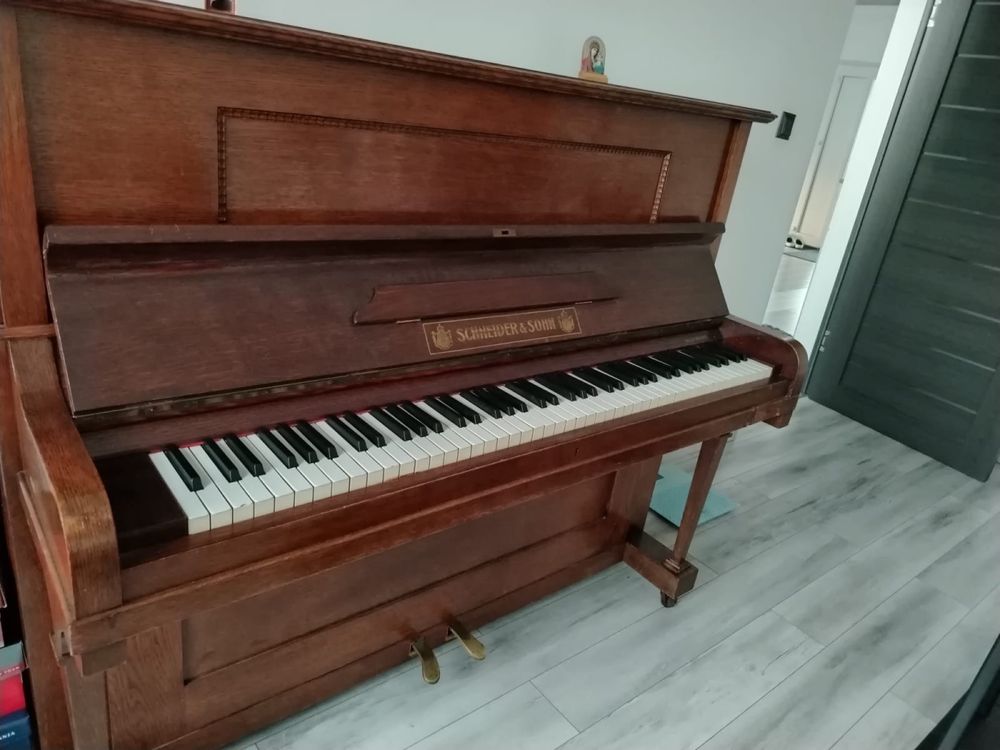 Pianina Schneider&Sohn 1916