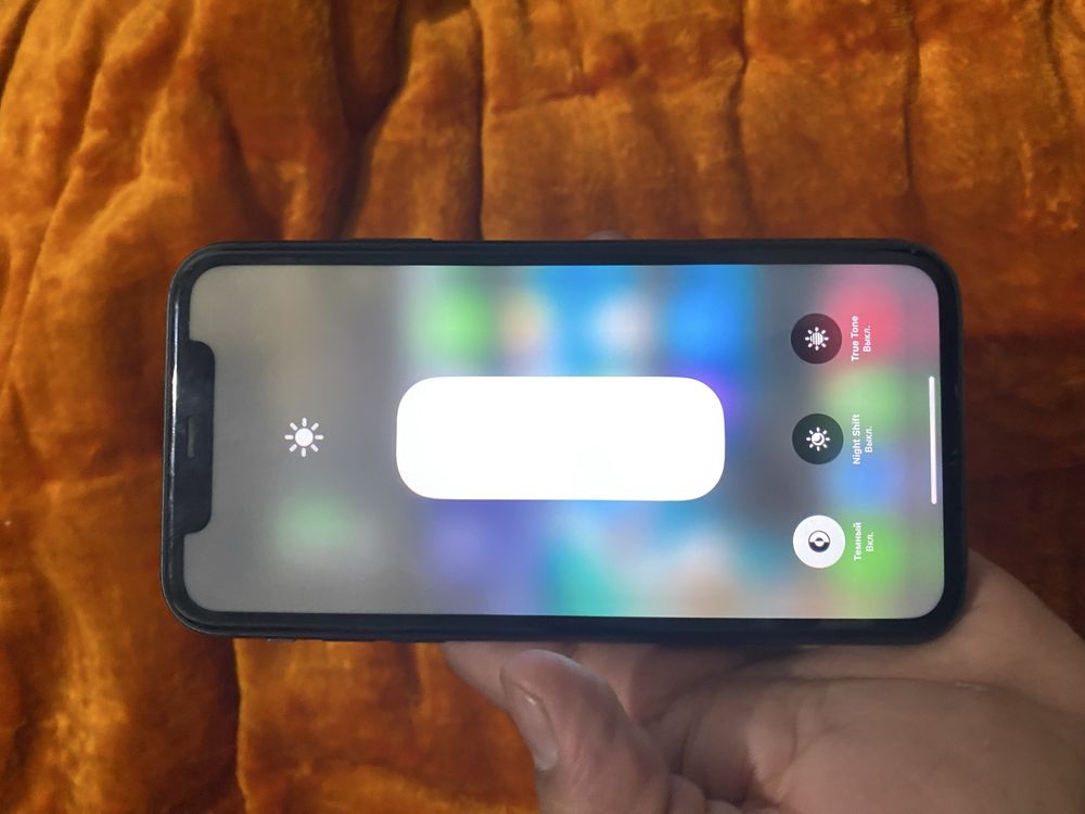 Iphone 11 garantiyasi bor