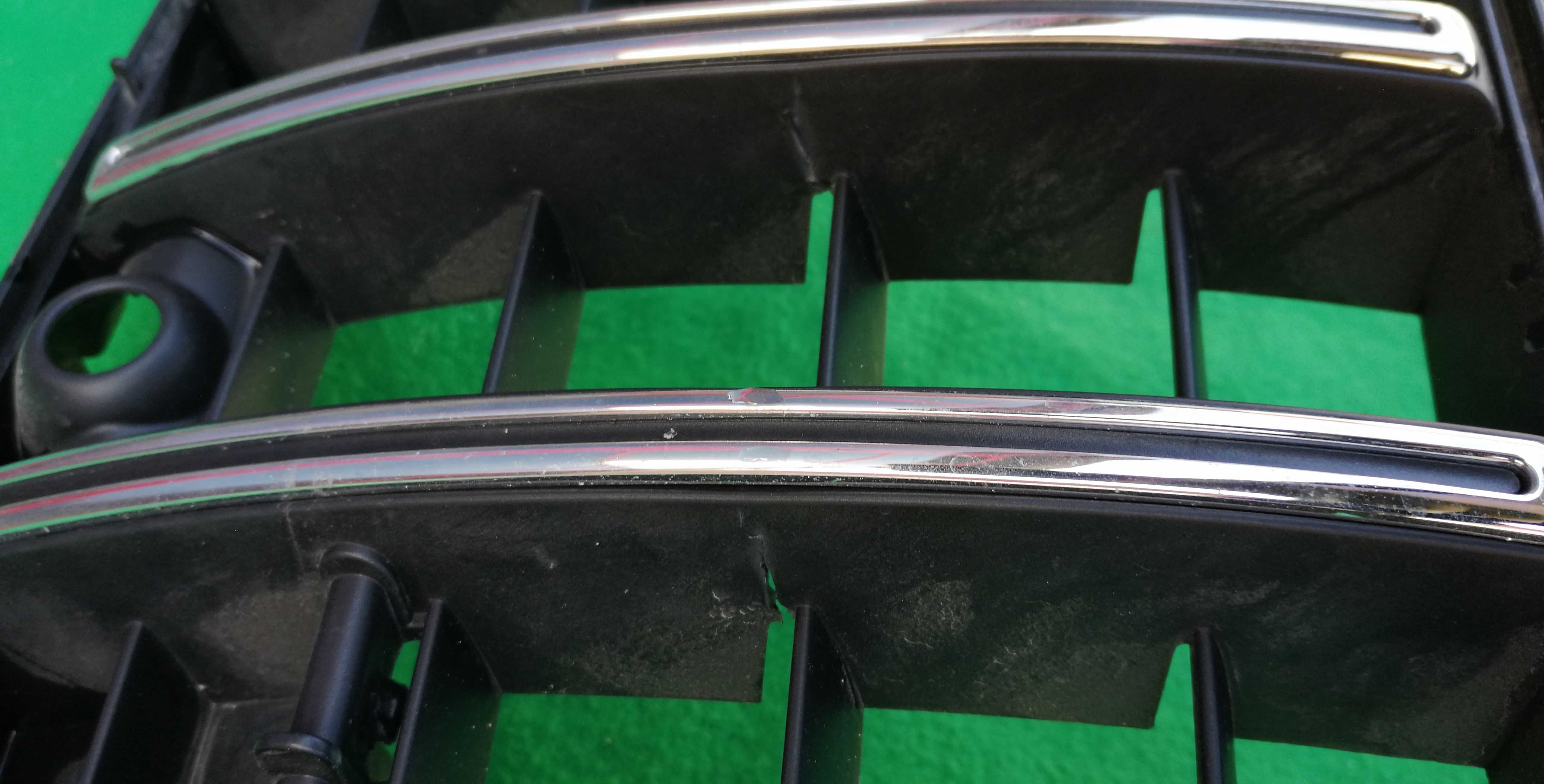 Радиаторна решетка за Mercedes GT AMG W290