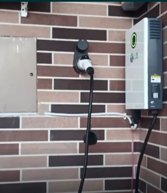 7kwt зарядка установим для электромобилей  
Подключение 220В и