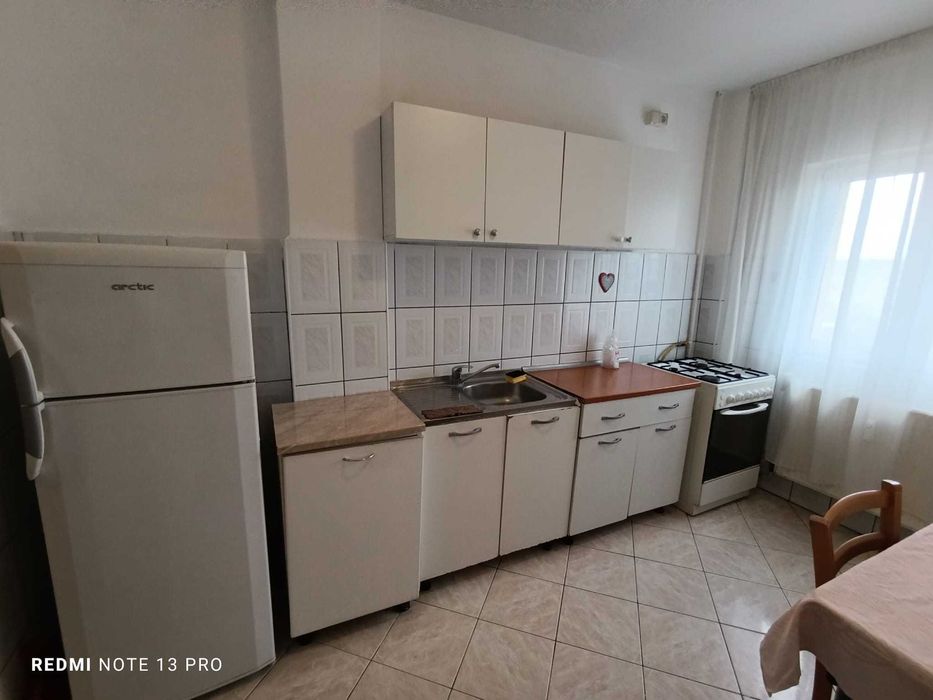Ocazie ! Proprietar vând apartament cu 2 camere la UTA langa Big Belly
