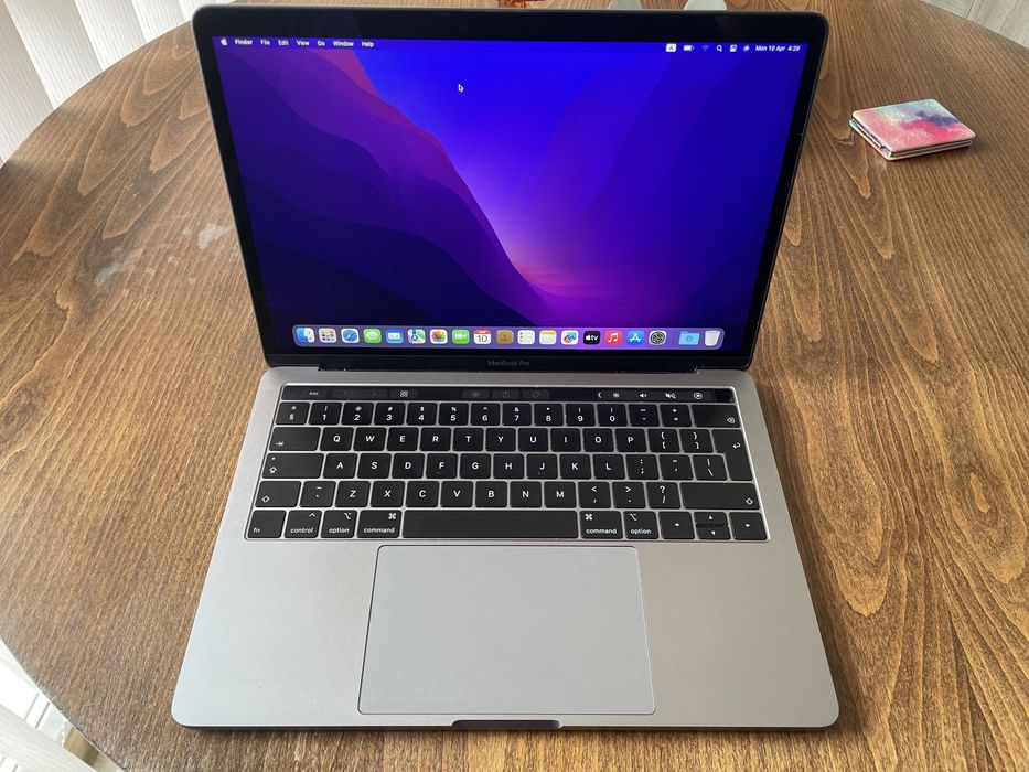 MacBook Pro 2019, 13-inch Touch Bar