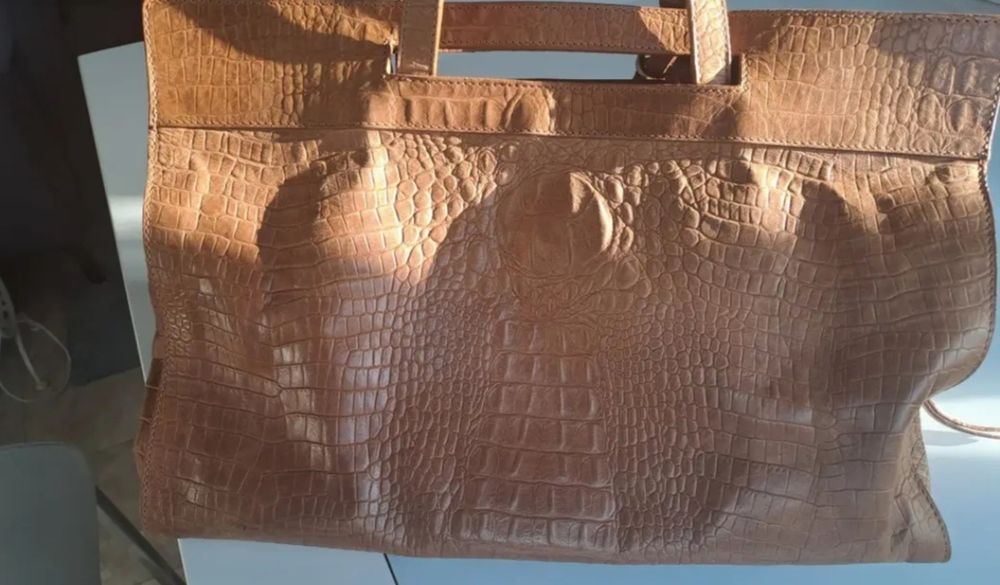 Tom Tailor , Dooney & Bourke , Gianni Chiarini