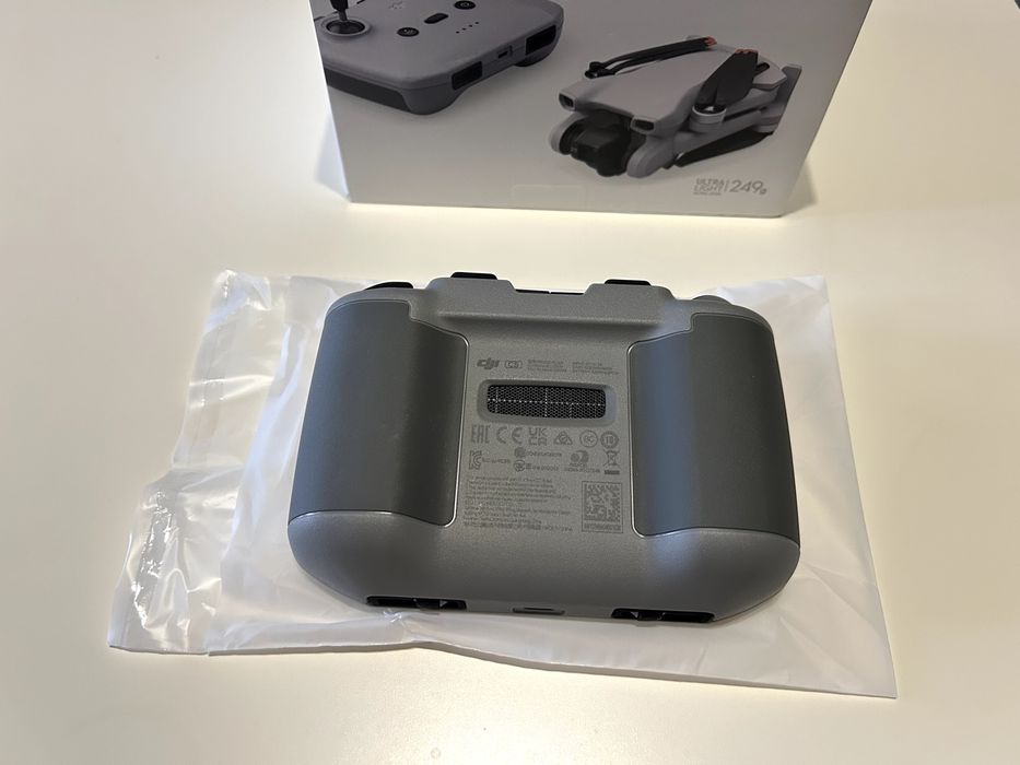 Controller RC N3, nou sigilat