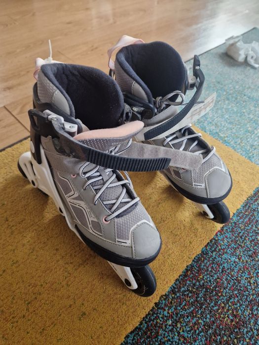 Vând role fete Oxelo 35-38