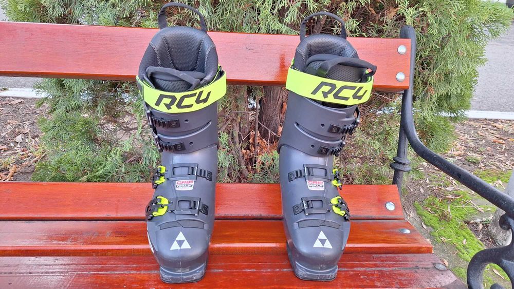 clapari fischer RC4 The CURV ONE  110 & schiuri ATOMIC REDSTER SL 170