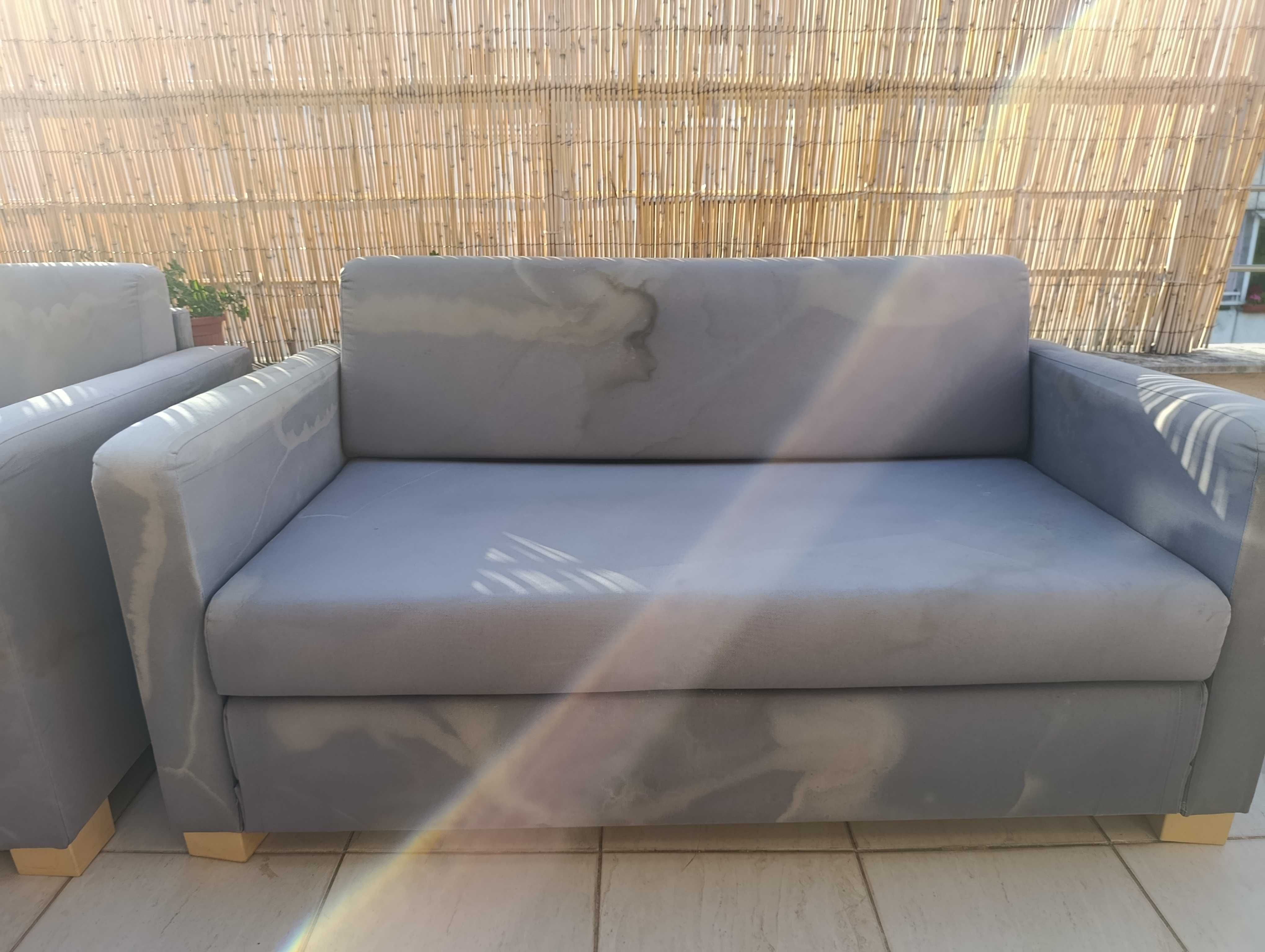 Комплект двуместни, разгъваеми дивани от IKEA