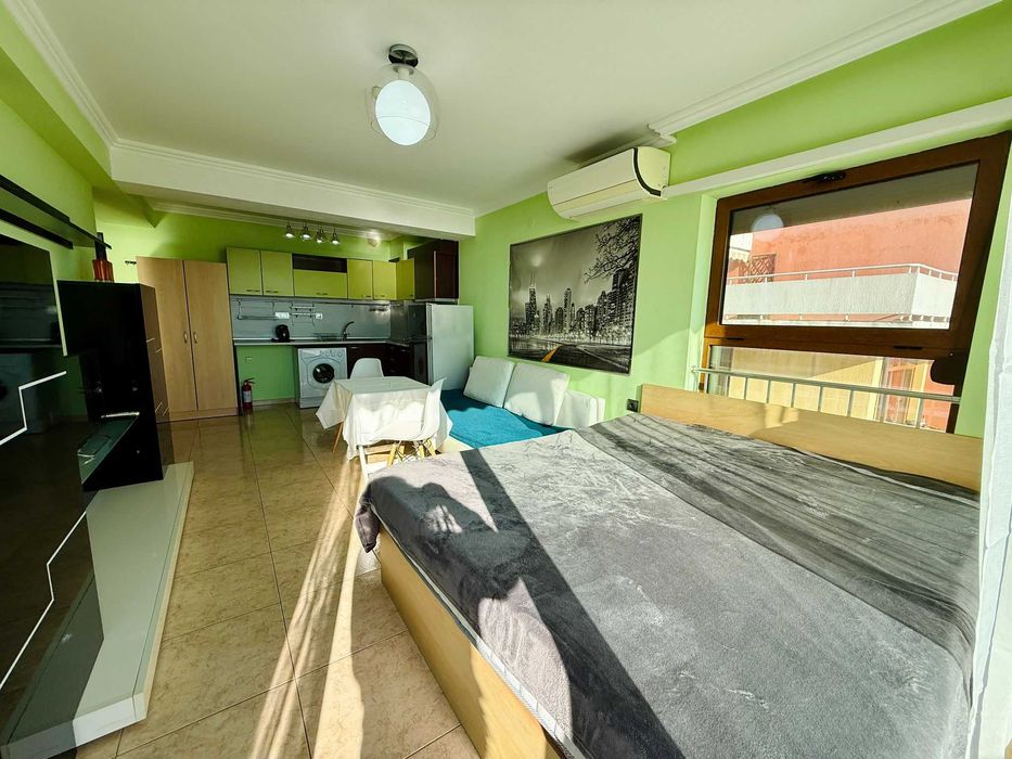 Апартамент с панорамна гледка море Св.Влас.