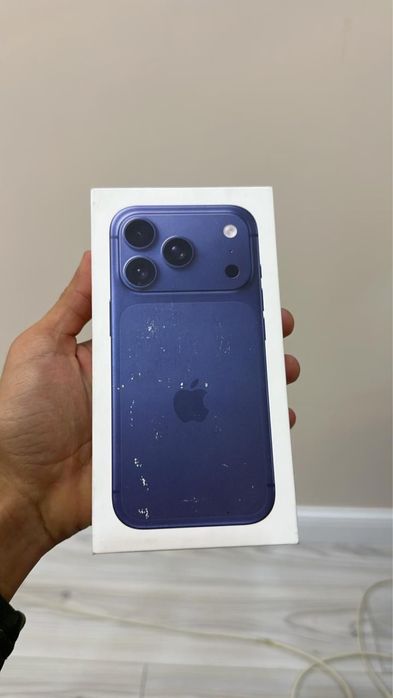 iPhone 17 pro , 256 гб