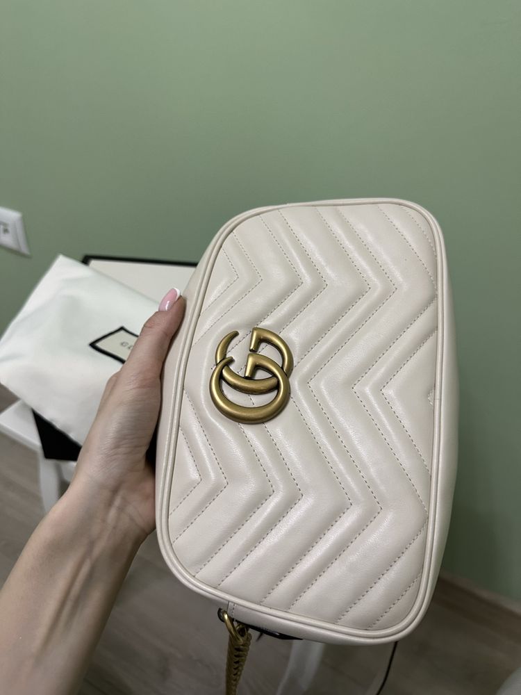 Чанта Gucci Marmont