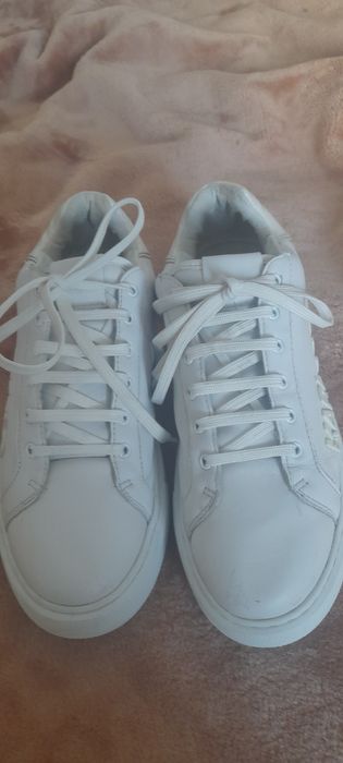 Adidasi karl lagerfeld  Nr 38