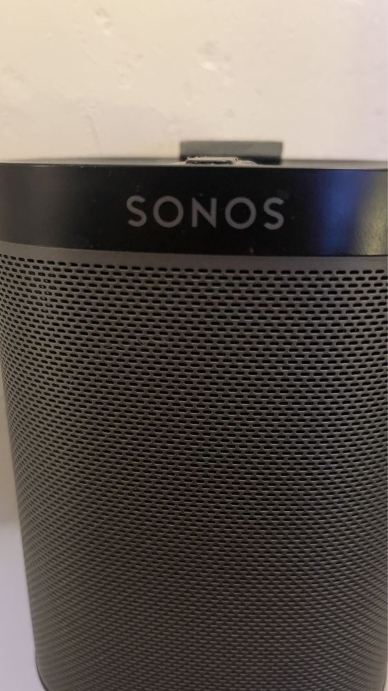 2X Sonos Play 1 в комплект с две стойки за стена Flexon