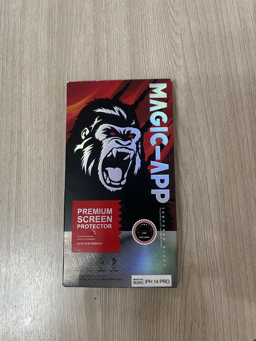 Защитное стекло на Iphone 14 PRO