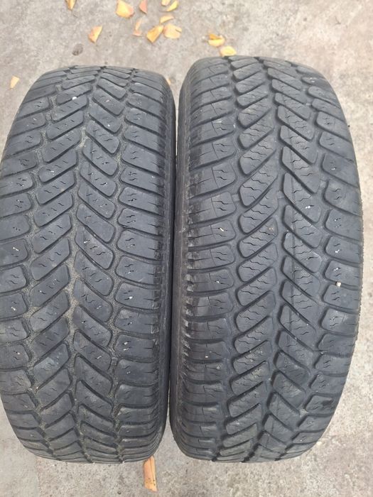 Vând cauciucuri M+S