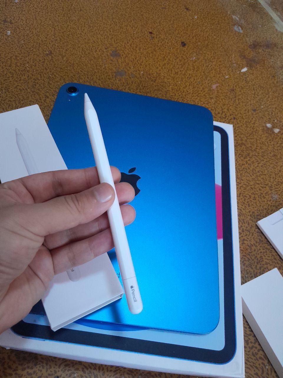 Apple IPad 10 kafolati bilan