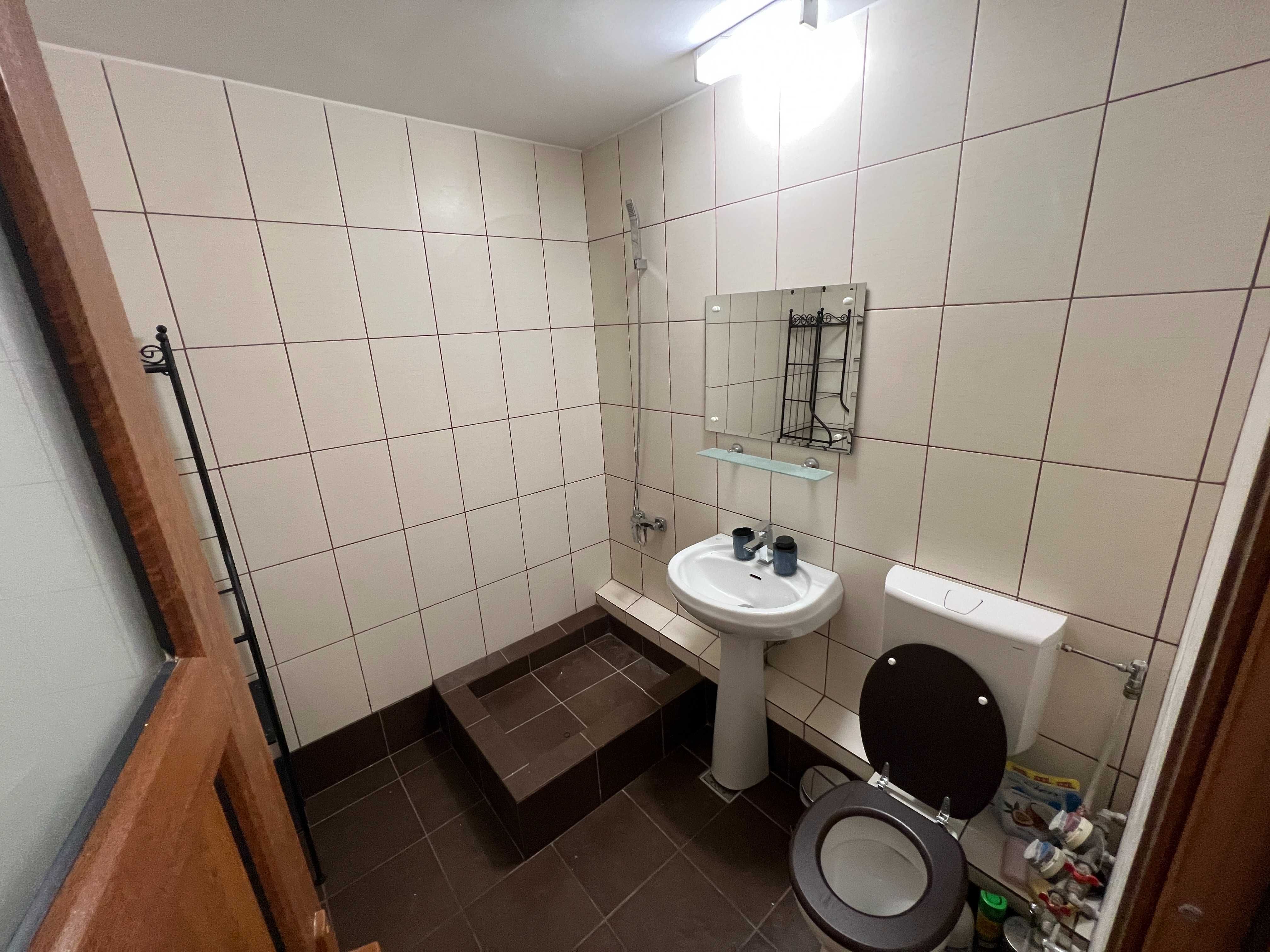 De vanzare apartament cu 2 camere-str.Vasile Lascar