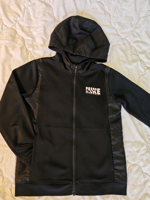 Спортно горнище Nike-137-147см.