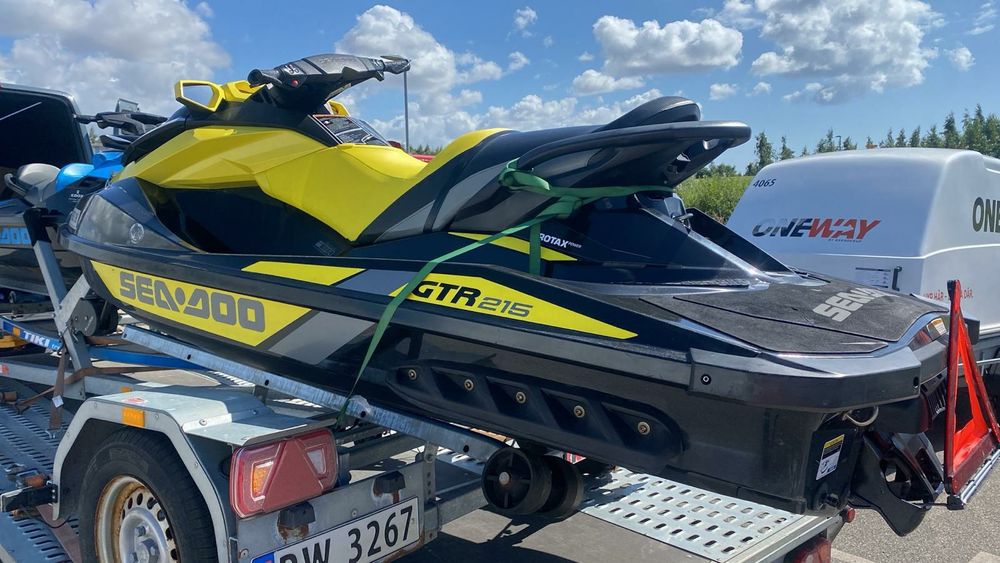 SkiJet Jetski ski Jet Seadoo 215