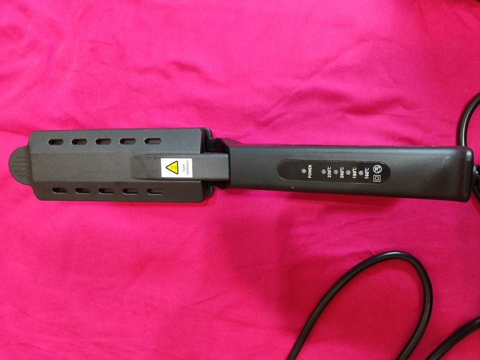 Продам выпрямитель для волос