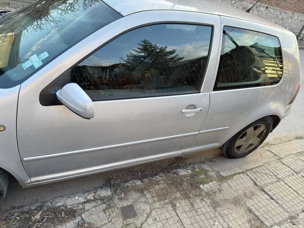 Продавам Volkswagen Golf 4 – 1.8 бензин + газова уредба