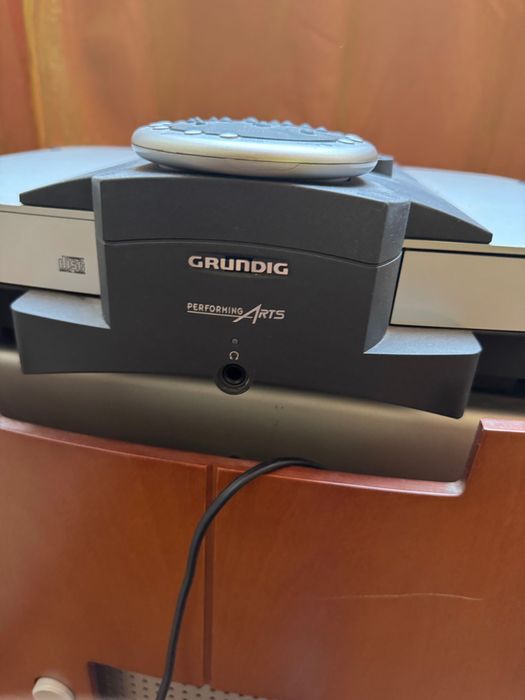 Стереоуредба Grundig Performing Arts