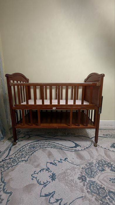 Манеж б/у в хорошем состоянии