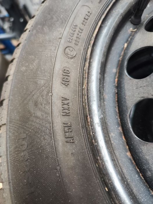 Roti complete VW Audi SEAT cauciucuri iarna noi  215/60 16 Continental