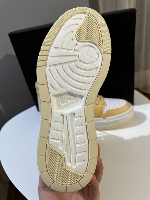 Vand Air Jordan 1 Elevate High, noi, marimea 43.  Pret: 500 lei
