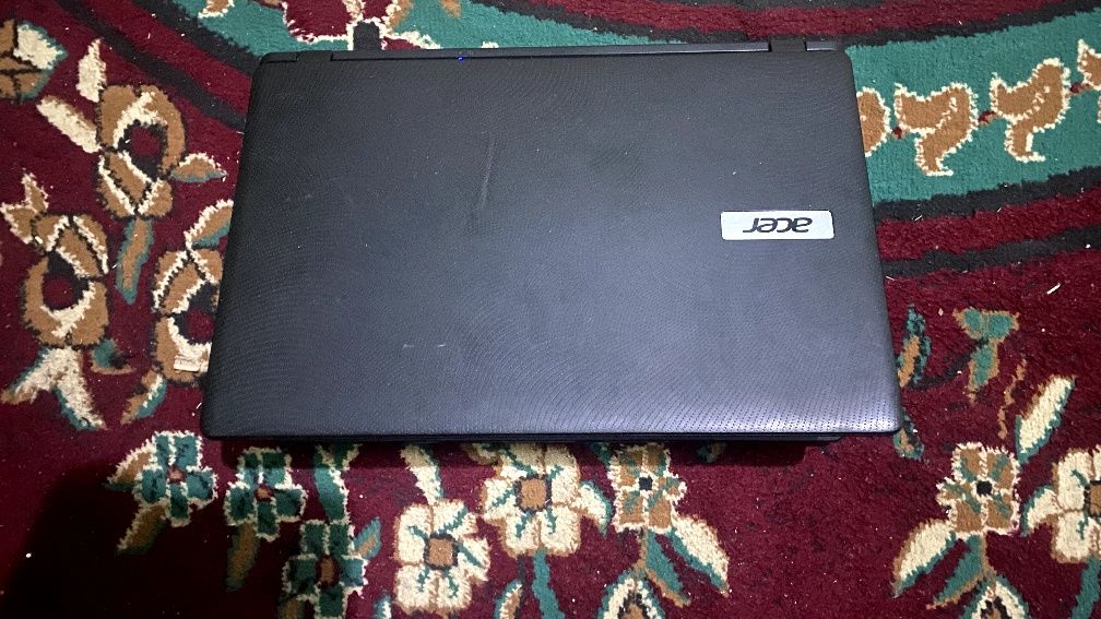 Acer komputer sotiladi