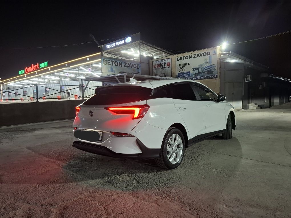 Buick Velite6 yangi bir qul minilgan kraska toza  4 ta balon yangi