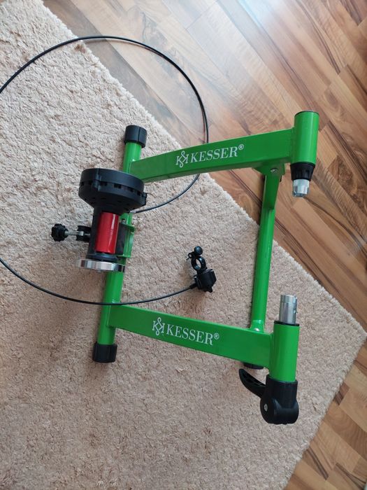 Suport pentru bicicleta de antrenament