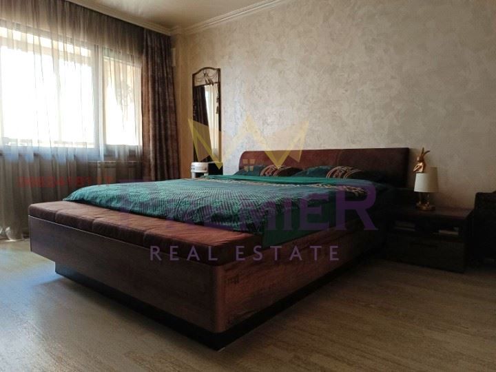 Продава се Двустаен апартамент в София, Лагера - 66 кв.м за 3031 €/кв.м - Снимка #2