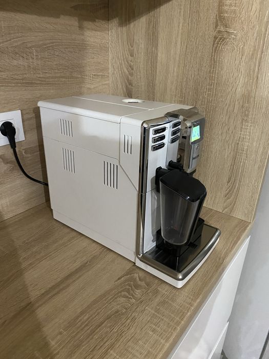 Espressor Philips LatteGo