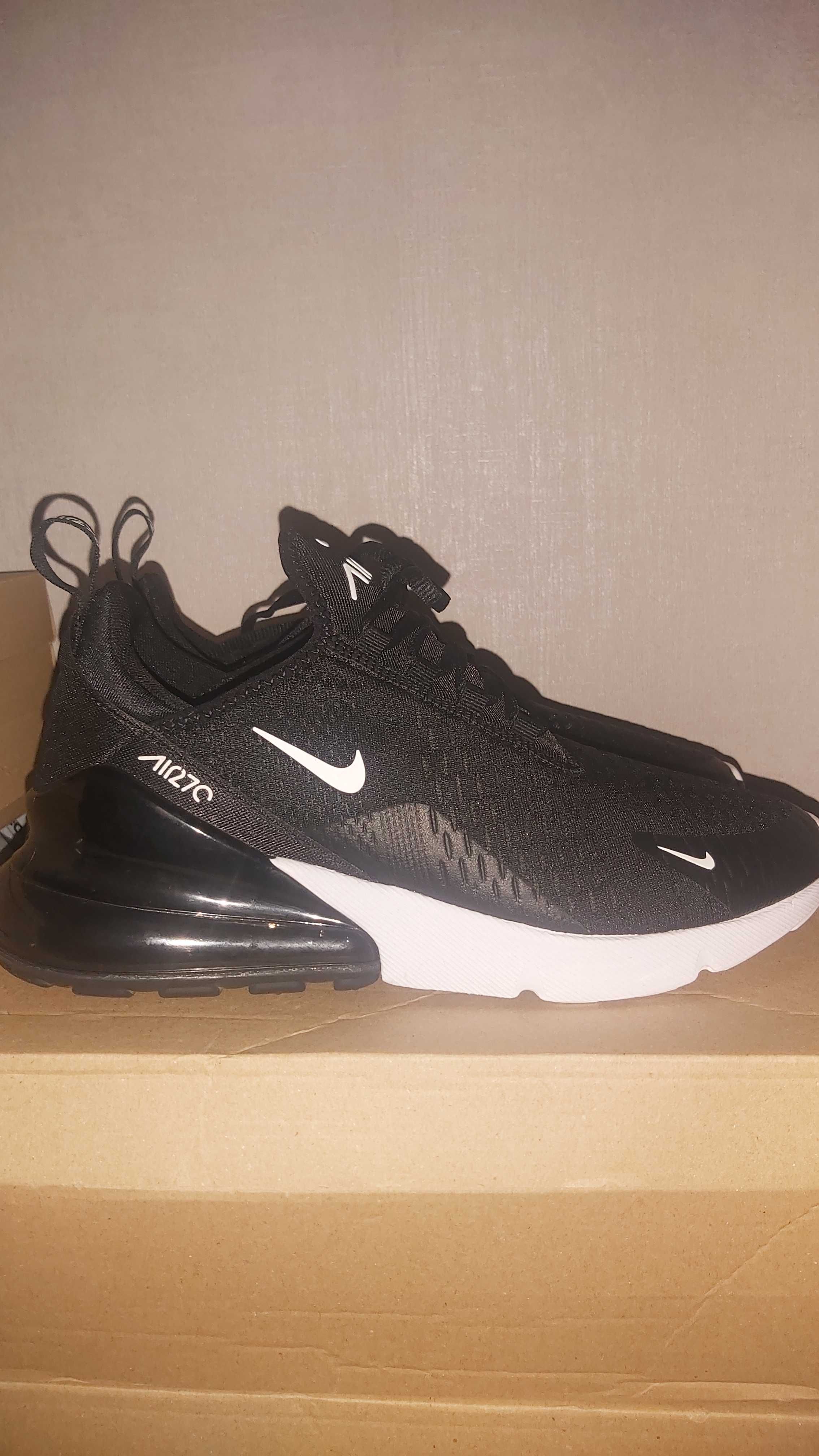 Nike Air Max 270 - Номер 40.5