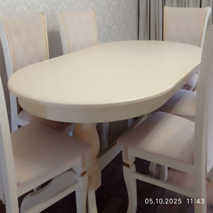 Продам стол со стульями