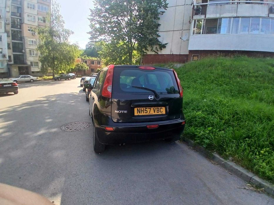 Продавам Nisan Note