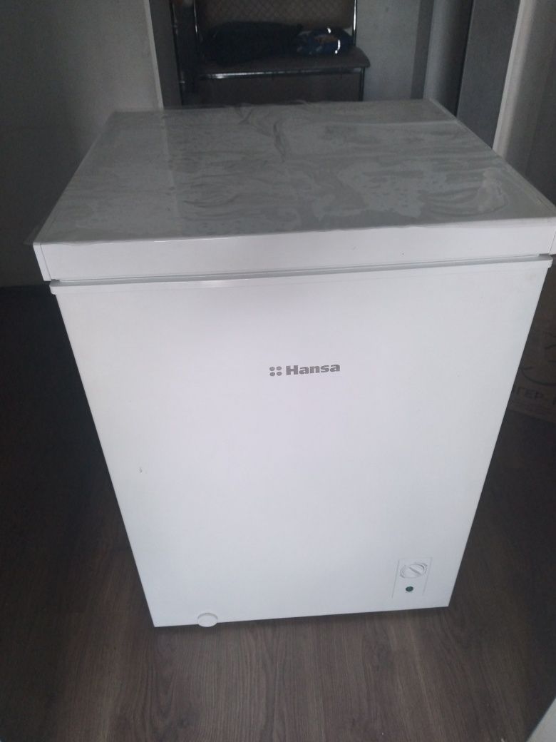 Продам морозильник