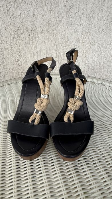 Sandale Michael Kors! Marimea 39-40!
