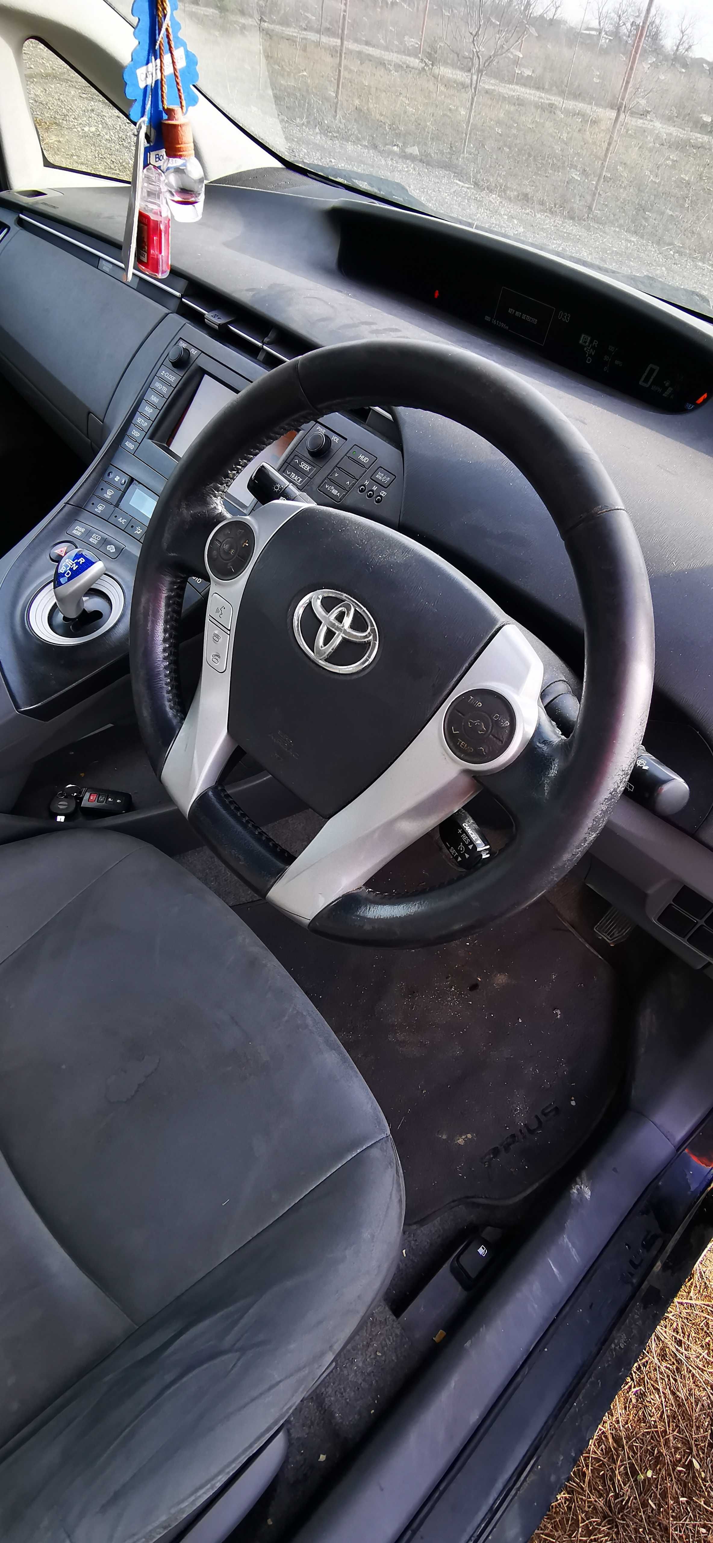 Piese din Dezmembrari Toyota Prius 3 2009-2015