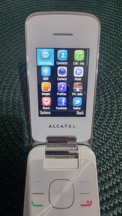 Super telefon Alcatel 2010G perfect