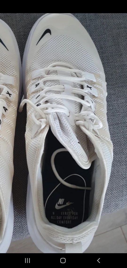 Adidasi Nike originali 42,5