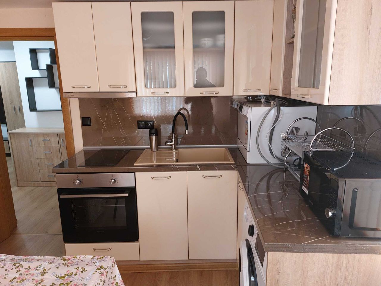 Продава се Къща в Велинград - 240 кв.м за 771 €/кв.м - Снимка #6